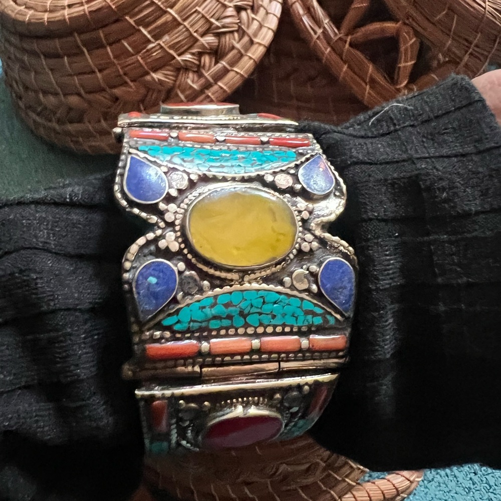 Tribal chunky bracelet turquoise and coral